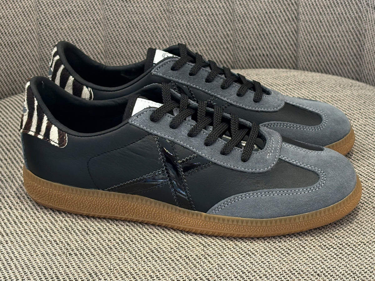 Munich 8290238 Barru 238 Sneaker Retro Piel Negro Animal Print Mujer