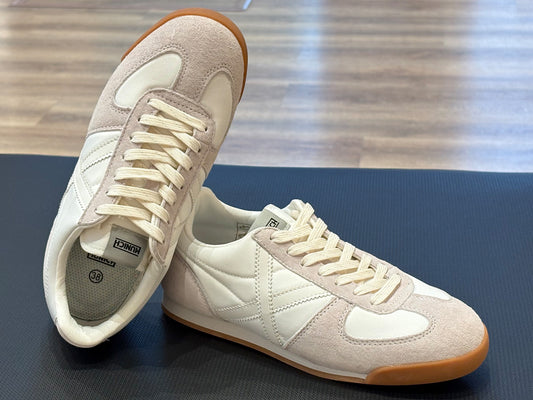 Munich 4921012 12 Zapatilla deportiva casual Stereo 12 cordones Mujer