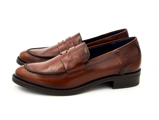 Fluchos D8710-SR Mocasin Harvard Piel Castaño Mujer