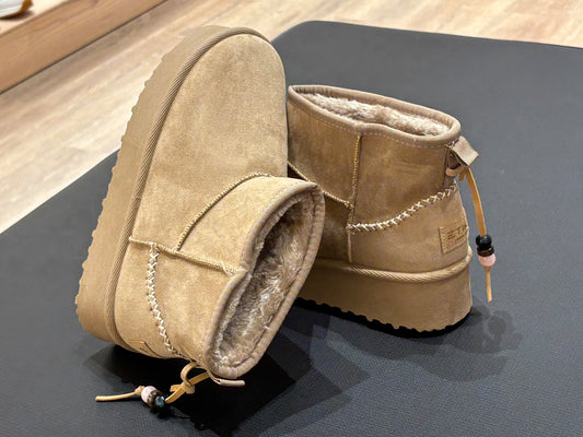 Étika 10914 Bota Australiana Taupe Mujer