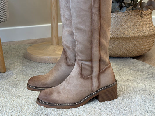 Bota Montar antelina Taupe Refresh 176170 Mujer